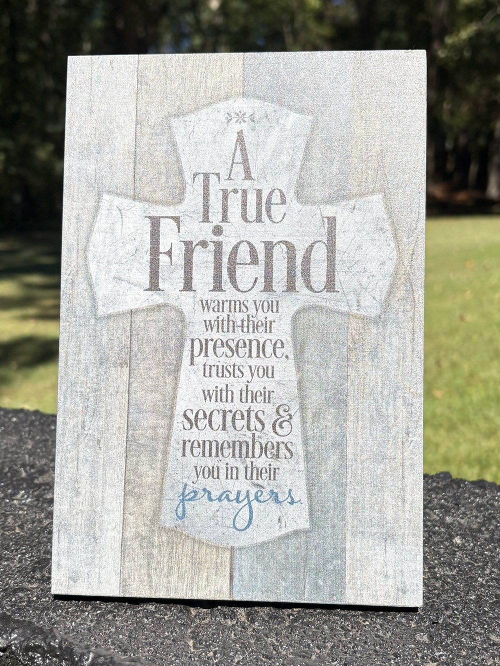 A True Friend Cross Wall Plaque - Neutral Cream, Blue & Gray
